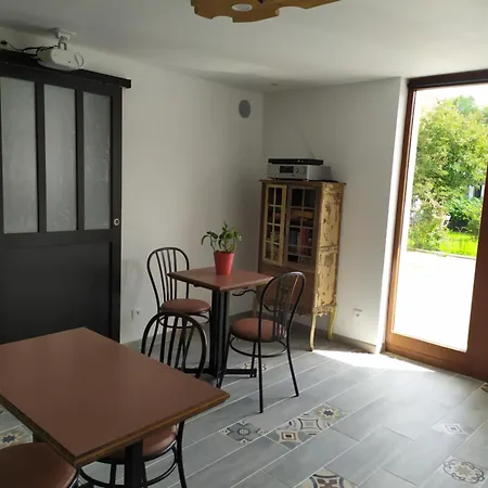 Entre Terre Et Mer - La Cle Des Champs 3*